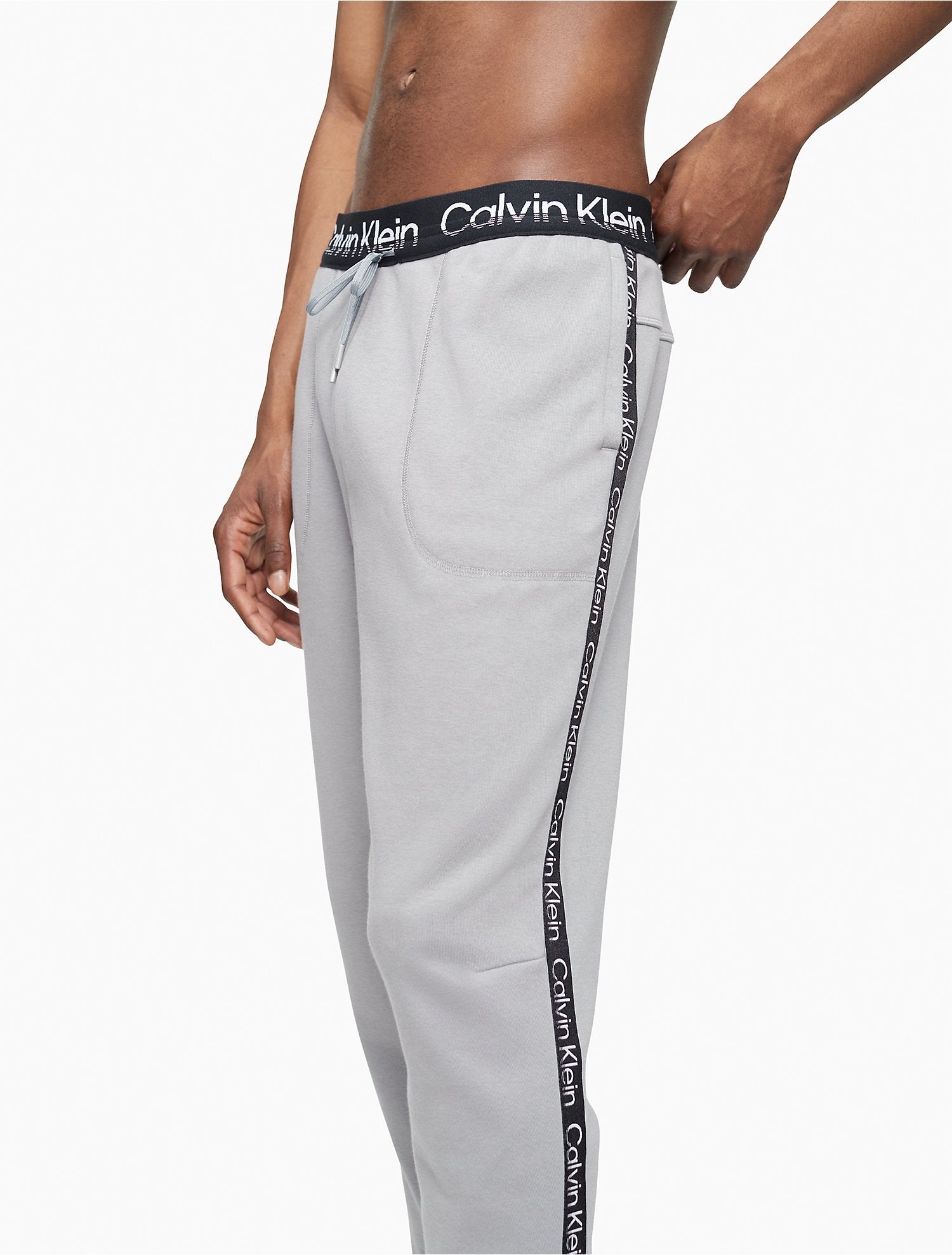 Buy CALVIN KLEIN Solid Cotton Stretch Regular Fit Men's Track Pants |  Shoppers Stop